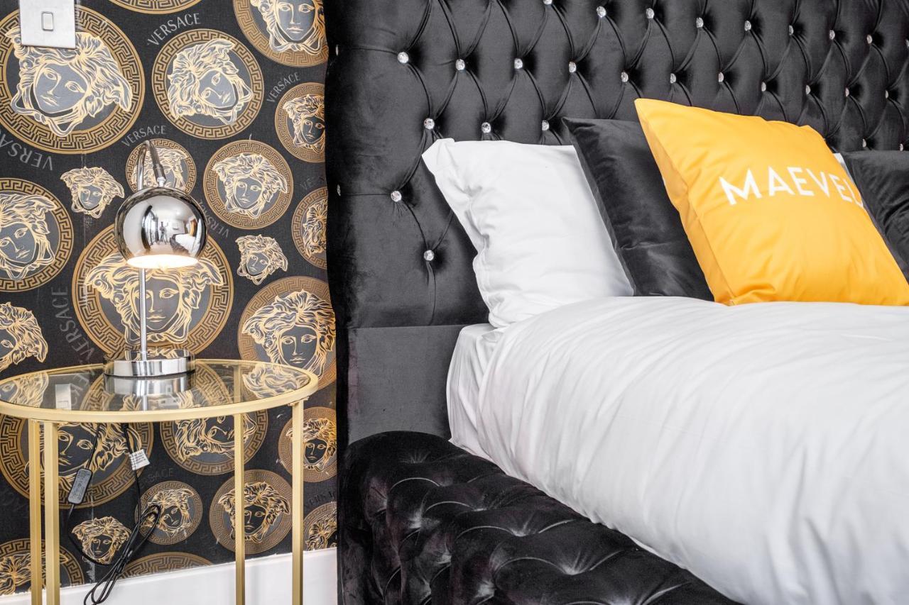 Maevela Apartments - Arcadian Versace Themed Apt ☆ Huge Balcony / Free Parking → Free Netflix -2 Min Walk From Birmingham Hippodrome Theatre, Arcadian, China Town, Sidewalk Club, Gay Village, 5 Mins From New Street Train Station - Birmingham Grand Ce Exterior photo