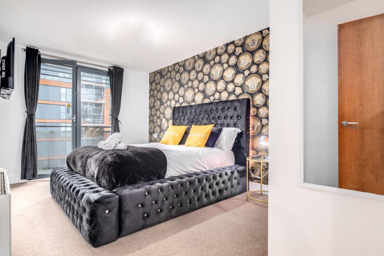 Maevela Apartments - Arcadian Versace Themed Apt ☆ Huge Balcony / Free Parking → Free Netflix -2 Min Walk From Birmingham Hippodrome Theatre, Arcadian, China Town, Sidewalk Club, Gay Village, 5 Mins From New Street Train Station - Birmingham Grand Ce Exterior photo