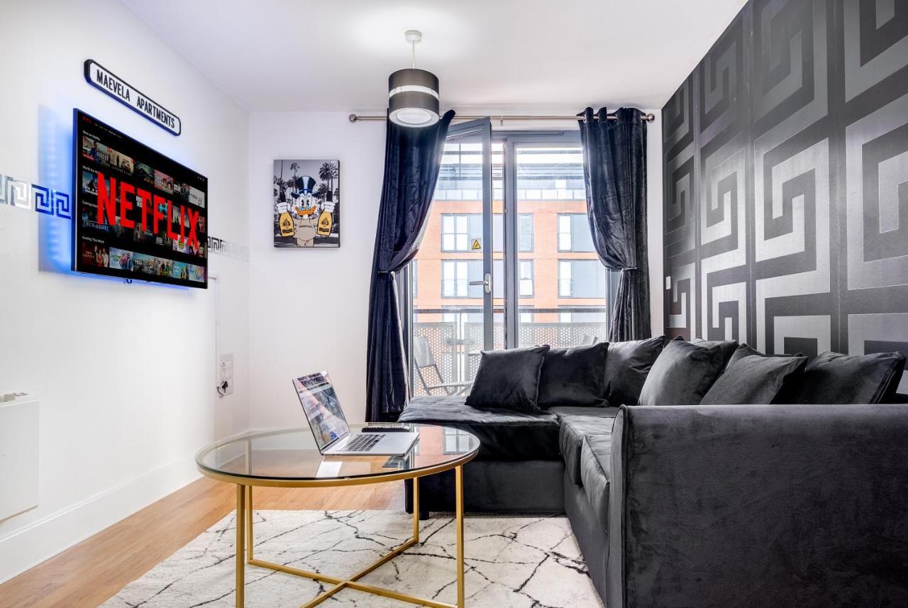 Maevela Apartments - Arcadian Versace Themed Apt ☆ Huge Balcony / Free Parking → Free Netflix -2 Min Walk From Birmingham Hippodrome Theatre, Arcadian, China Town, Sidewalk Club, Gay Village, 5 Mins From New Street Train Station - Birmingham Grand Ce Exterior photo