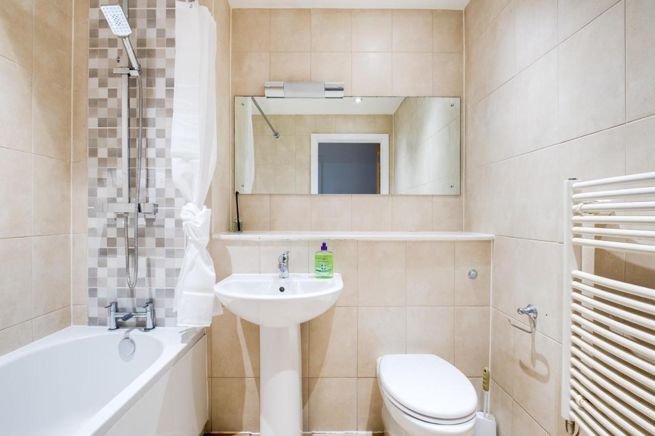 Maevela Apartments - Arcadian Versace Themed Apt ☆ Huge Balcony / Free Parking → Free Netflix -2 Min Walk From Birmingham Hippodrome Theatre, Arcadian, China Town, Sidewalk Club, Gay Village, 5 Mins From New Street Train Station - Birmingham Grand Ce Exterior photo
